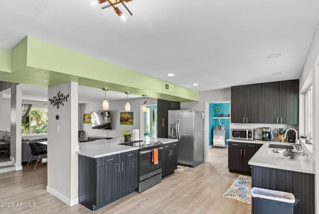 $1,050,000 | 1210 East Harbor View Drive, Tempe, AZ 85283