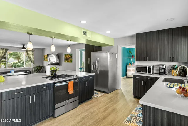 $1,050,000 | 1210 East Harbor View Drive, Tempe, AZ 85283