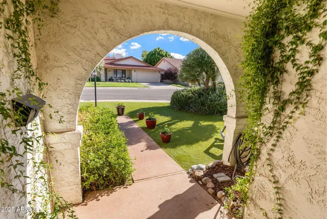 $1,050,000 | 1210 East Harbor View Drive, Tempe, AZ 85283