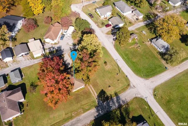 $84,900 | 320 Franklin Avenue, Orient, IL 62874