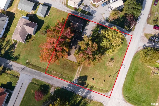 $84,900 | 320 Franklin Avenue, Orient, IL 62874