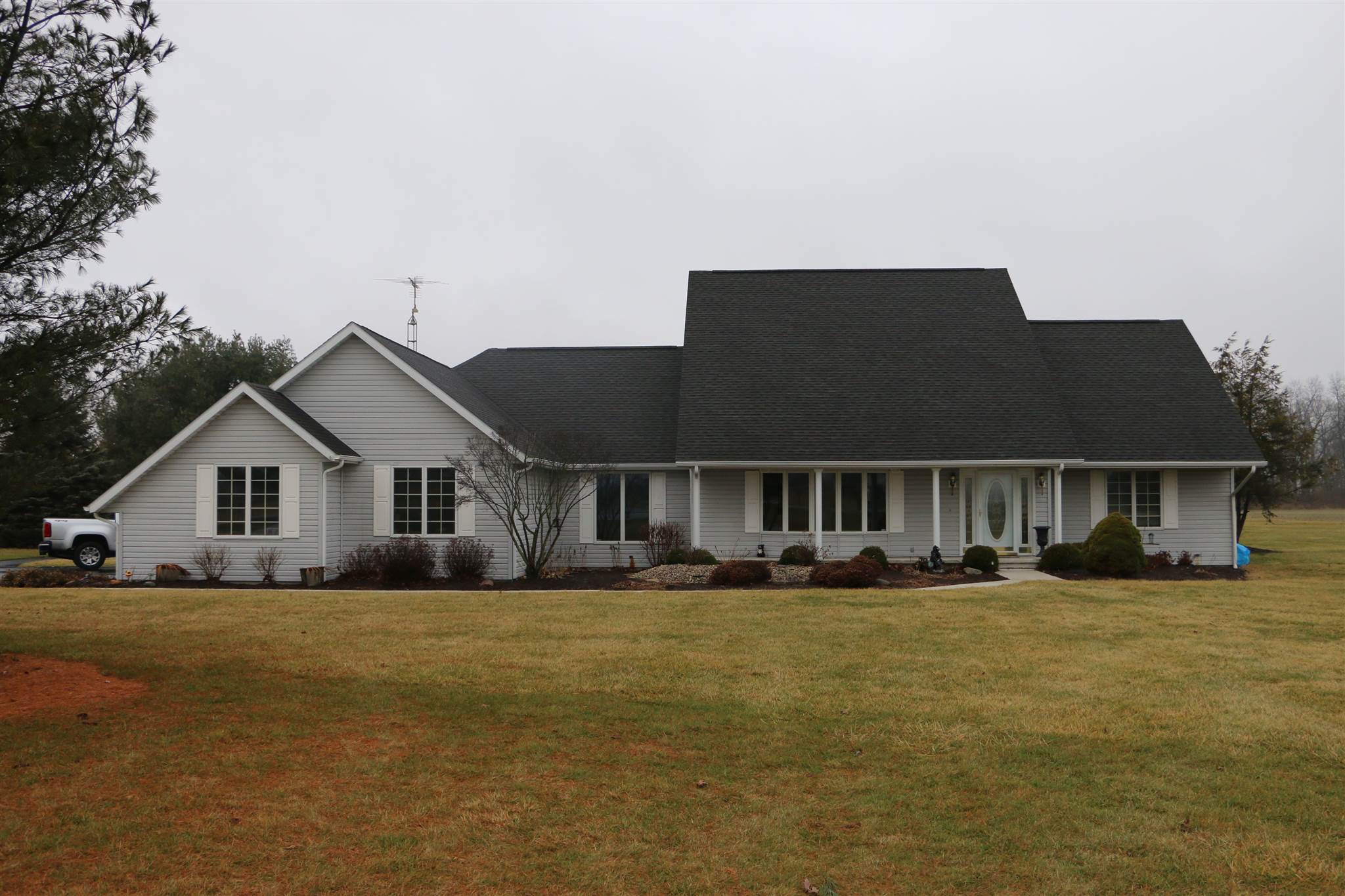 521 South 600 W Road Yorktown, IN 47396 - Photo 1 of 32 Gallery Image 1