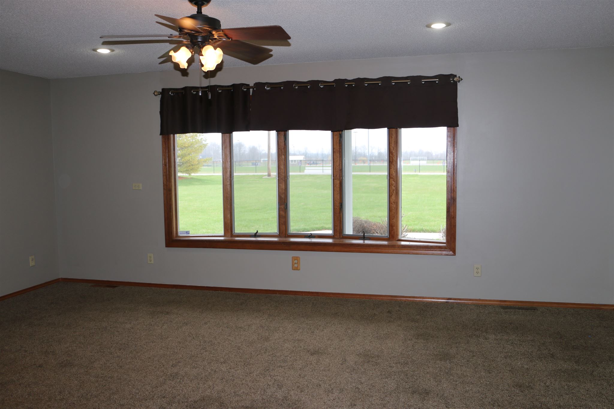 521 South 600 W Road Yorktown, IN 47396 - Photo 26 of 32 Gallery Image 26