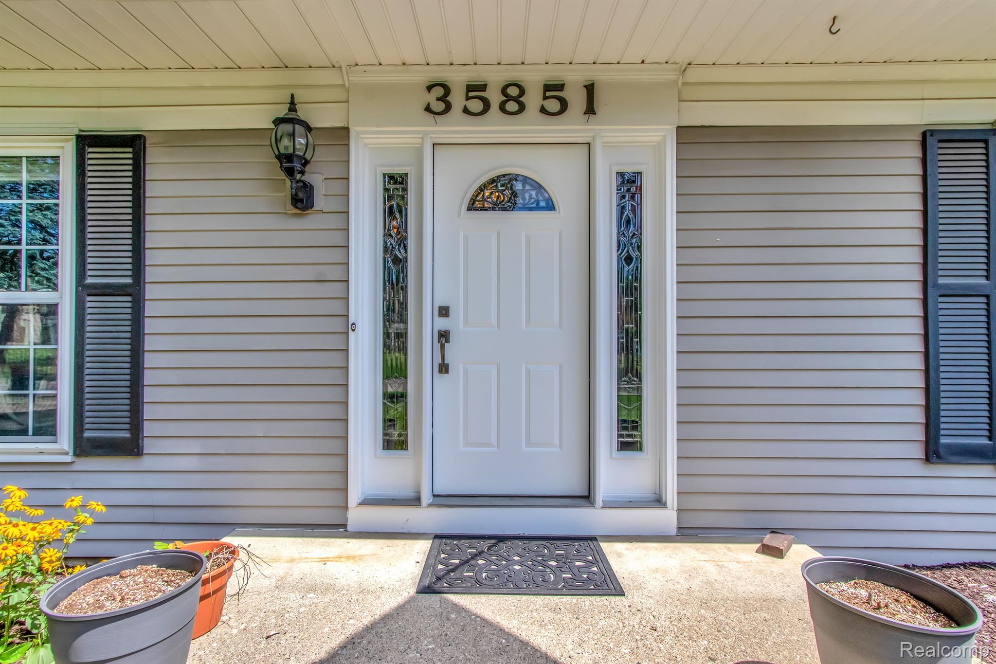 35851 Fredericksburg Road Farmington, MI 48331 - Photo 13 of 61 Gallery Image 13