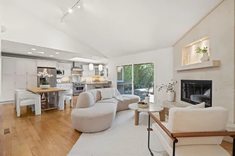 $2,698,000 | 713 Alice Avenue, Mountain View, CA 94041