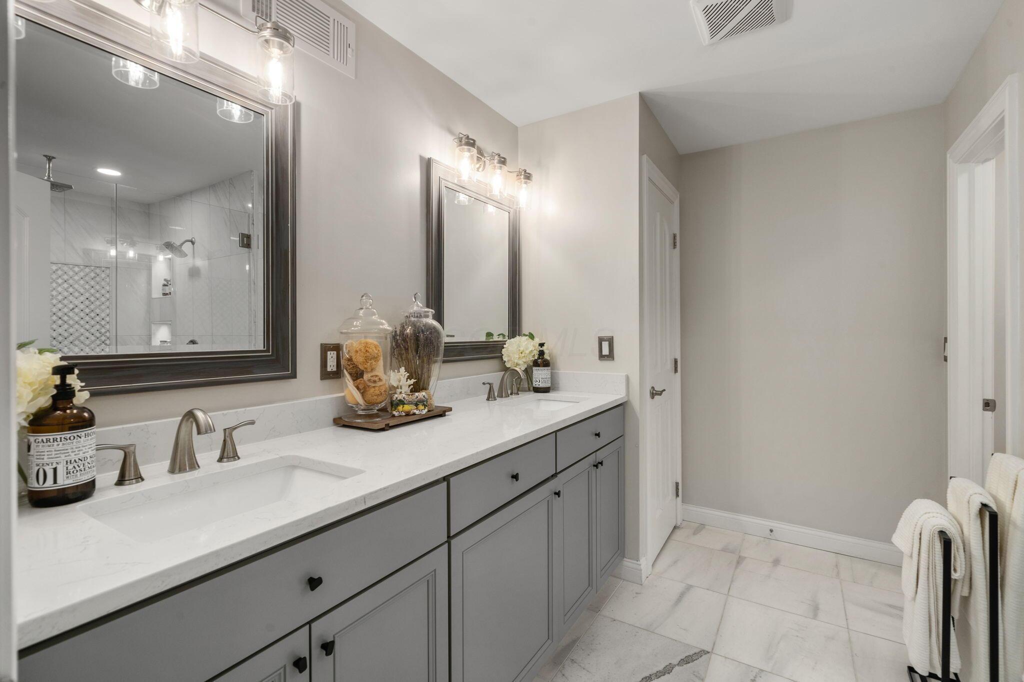 7402 Riverside Drive Dublin, OH 43016 - Photo 51 of 107 51-web-or-mls-DSC01476