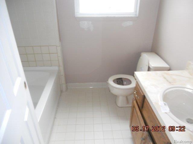 177 Wabash Road Rochester, MI 48307 - Photo 7 of 7 DSCN3233.JPG