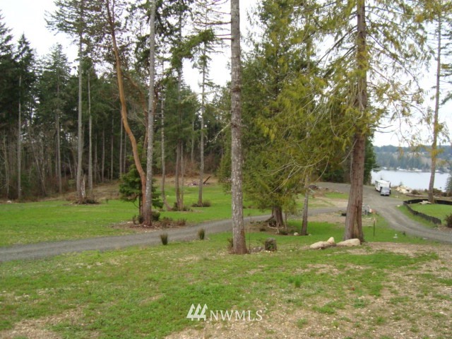 146 East Victor Road Belfair, WA 98528 - Photo 5 of 40