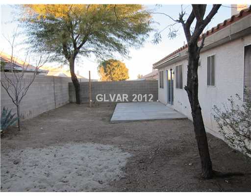 696 Skyline Road Henderson, NV 89002 - Photo 25 of 25 Exterior Back.
