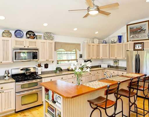 34 Browns Cove Road Round Pond, ME 04564 - Photo 11 of 19 Kitchen.