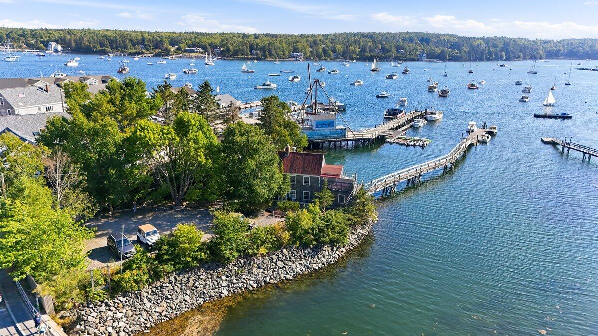 164 Clark Point Road Southwest Harbor, ME 04679 - Photo 4 of 77 164 Clark Point Rd. 6 of 107