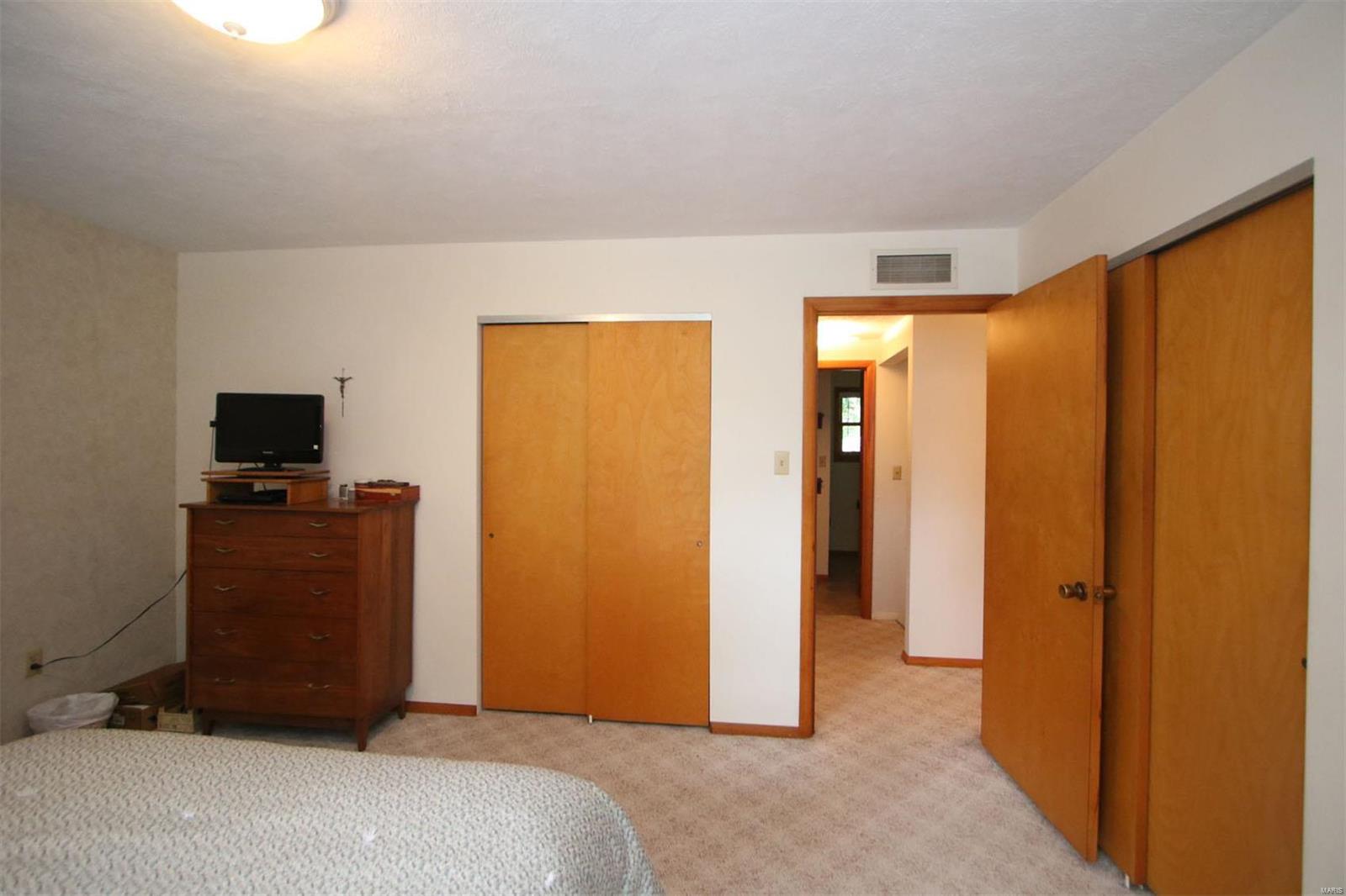 423 North Maple Avenue Roxana, IL 62084 - Photo 25 of 54