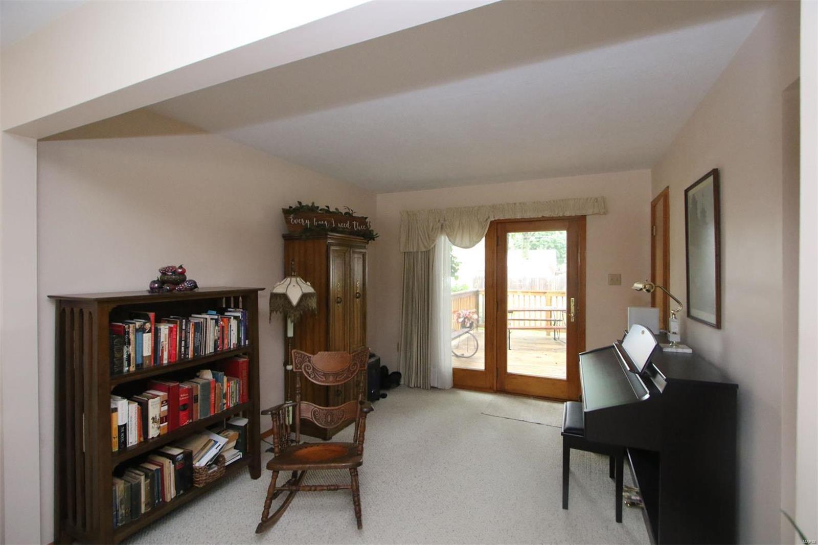 423 North Maple Avenue Roxana, IL 62084 - Photo 10 of 54