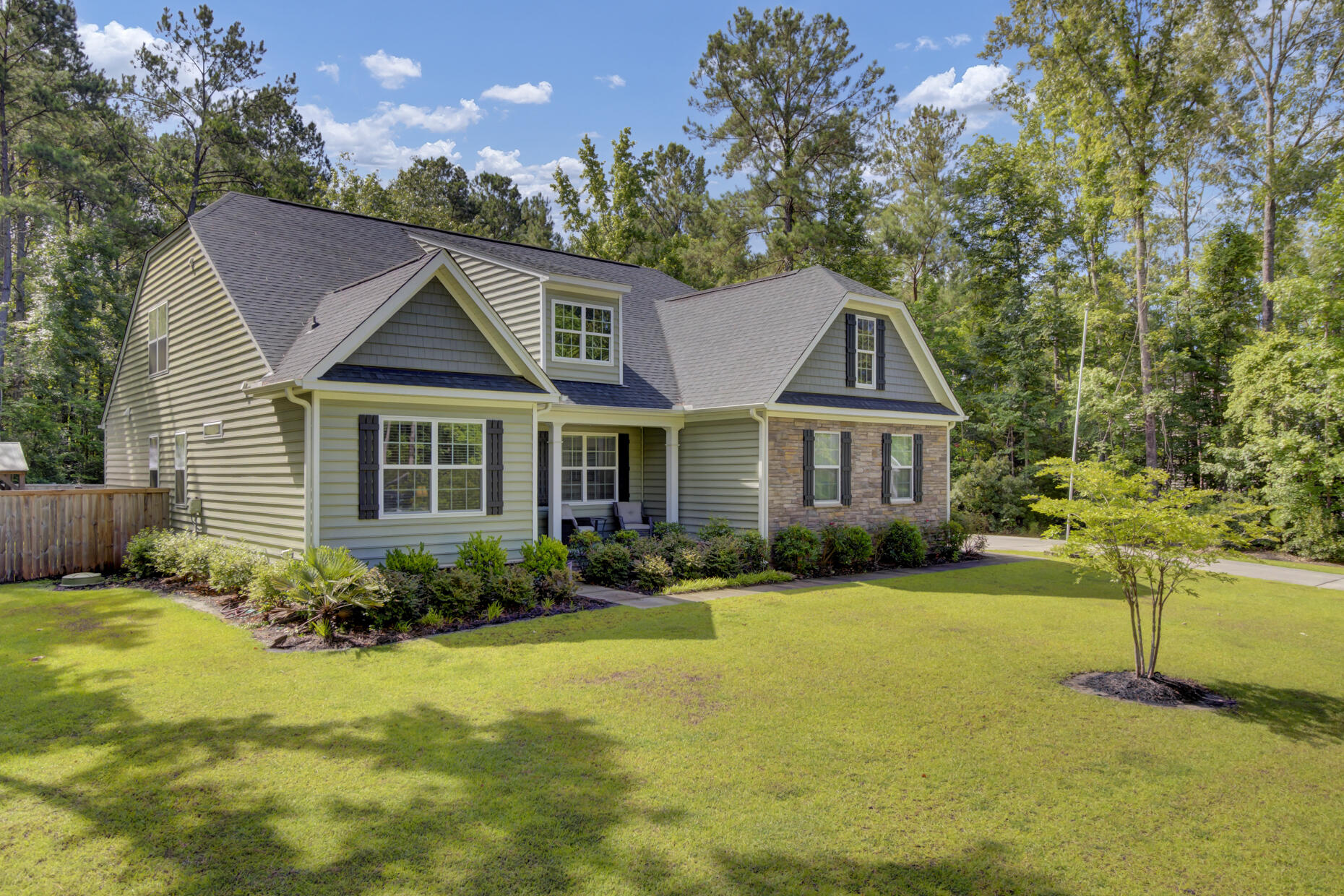 2005 Tacoma Circle Ridgeville, SC 29472 - Photo 4 of 53 4