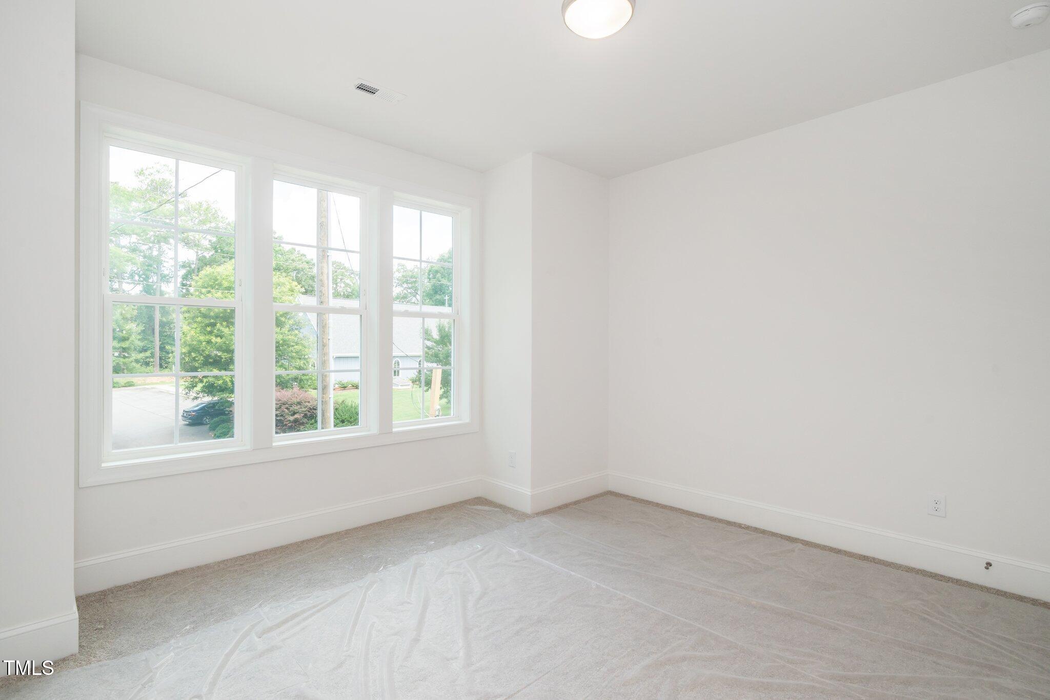 905 Deboy Street Raleigh, NC 27606 - Photo 27 of 33 28-web-or-mls-905 Deboy (28 of 33)