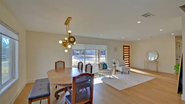 $999,990 | 7510 Daugherty Street, Austin, TX 78757