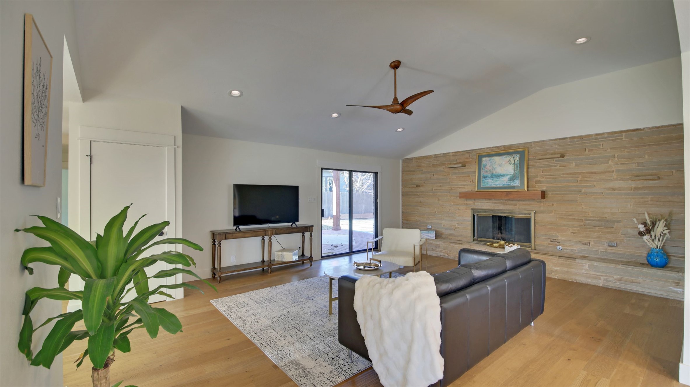 7510 Daugherty Street Austin, TX 78757 - Photo 33 of 37