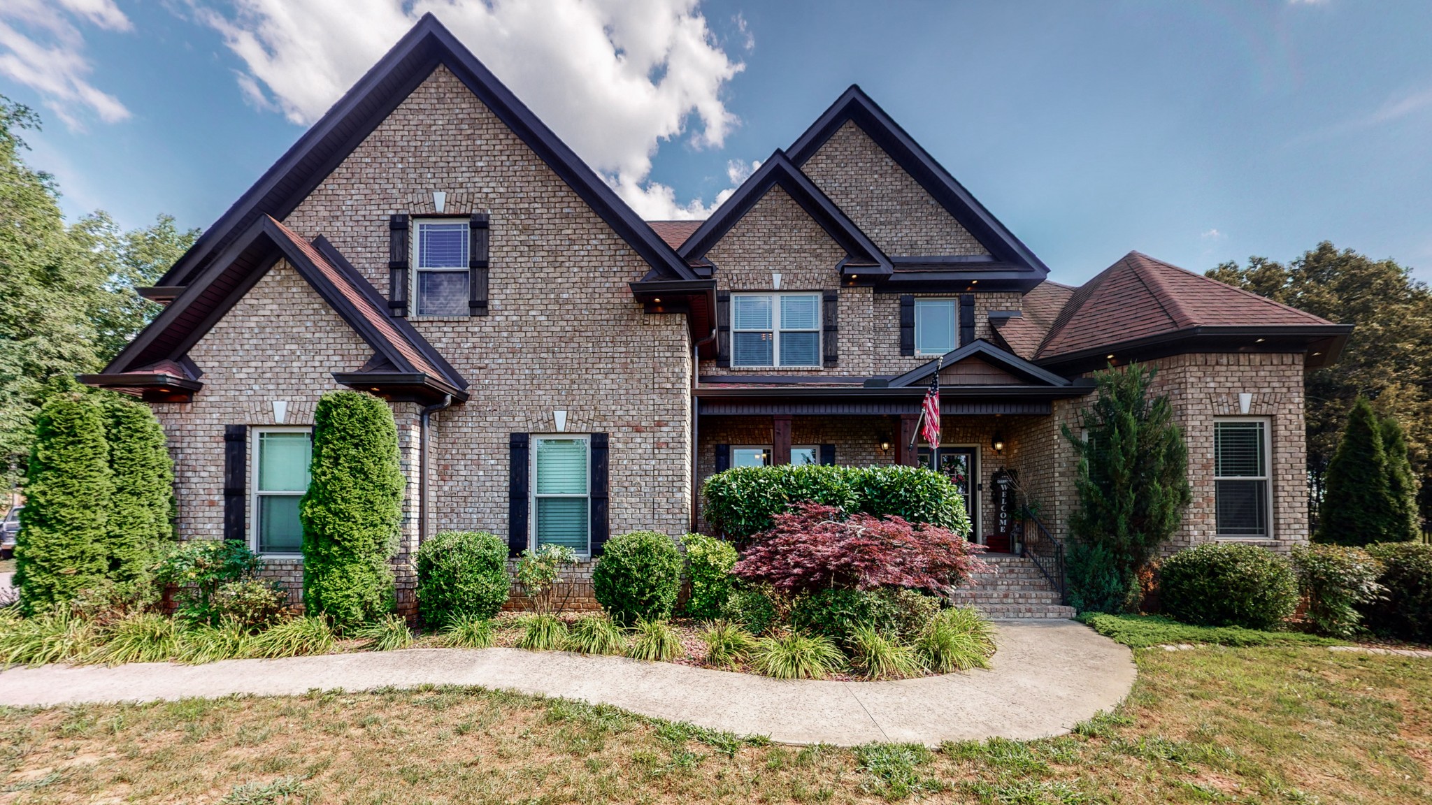 3800 Rowland Road Murfreesboro, TN 37128 - Photo 6 of 38 front view of a house with a yard