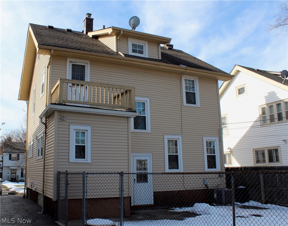 3243 East Overlook Road Cleveland Heights, OH 44118 - Photo 20 of 21