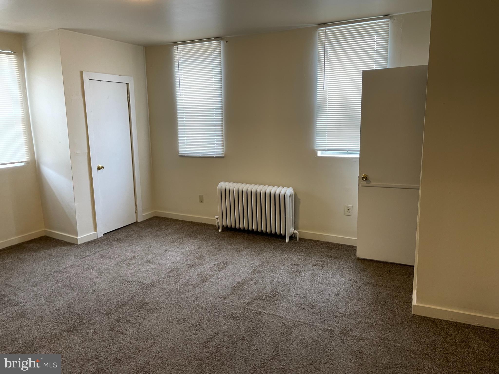 352 North Gross Street Philadelphia, PA 19139 - Photo 14 of 36 Frist floor large bedroom