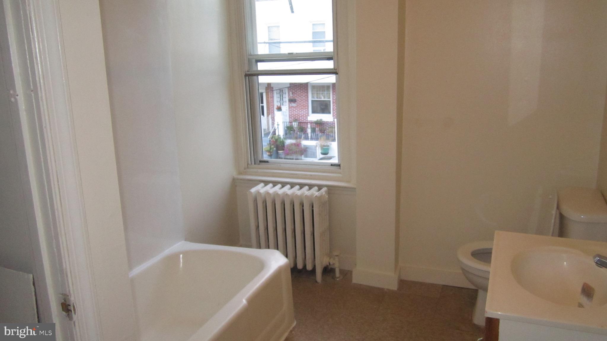 352 North Gross Street Philadelphia, PA 19139 - Photo 34 of 36 Bath Second floor apartment