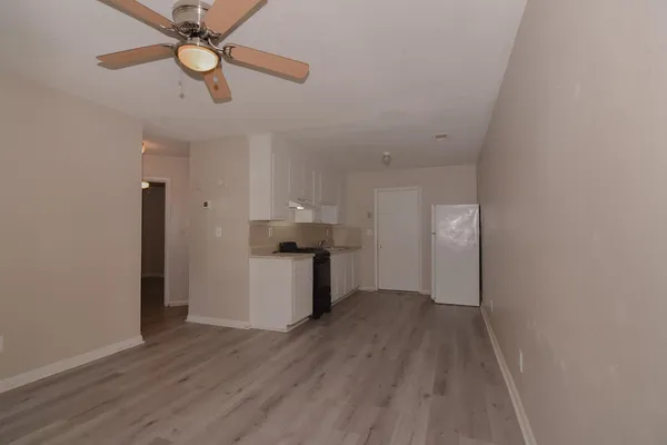 $1,150 | 4378 Ross Street, Unit B, North Charleston, SC 29418