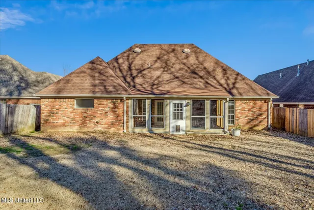 $295,000 | 285 Northwood Hills Drive, Hernando, MS 38632