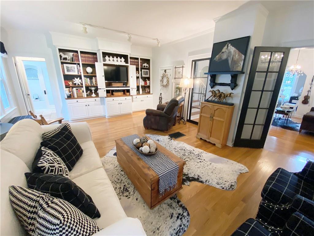 Gallery Image 6