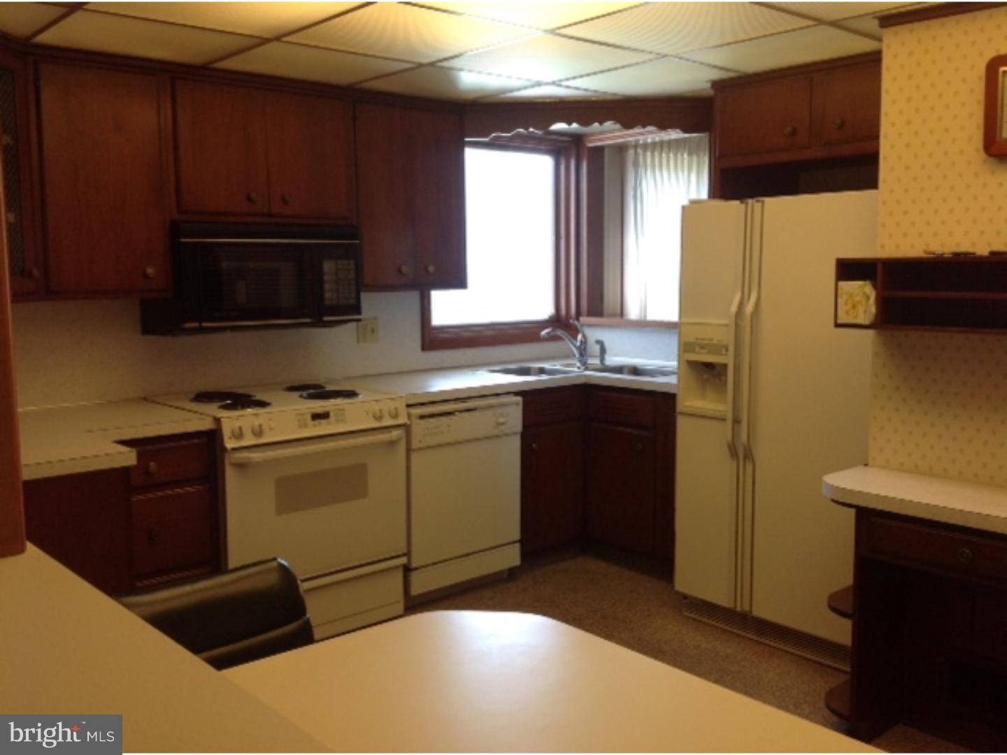 12 Brockton Road Hamilton, NJ 08619 - Photo 10 of 13 Kitchen