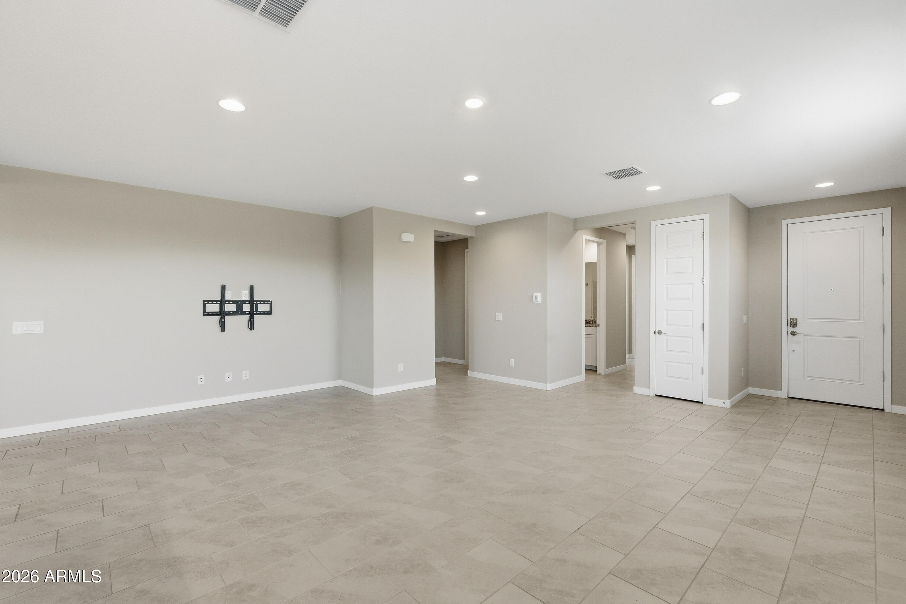 16692 West Alameda Road Surprise, AZ 85387 - Photo 3 of 34