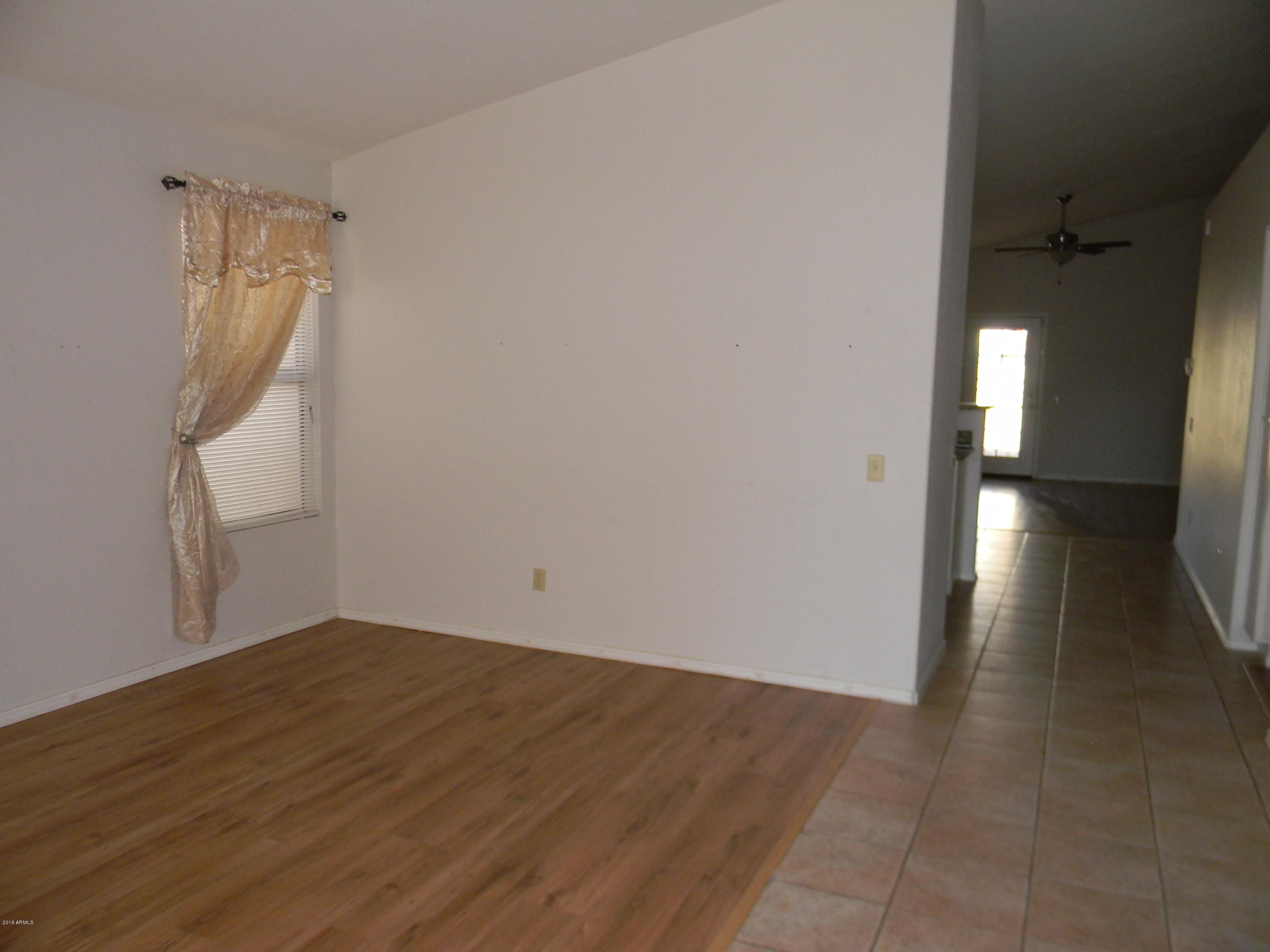 8332 West Bloomfield Road Peoria, AZ 85381 - Photo 3 of 15 FORMAL DINNING