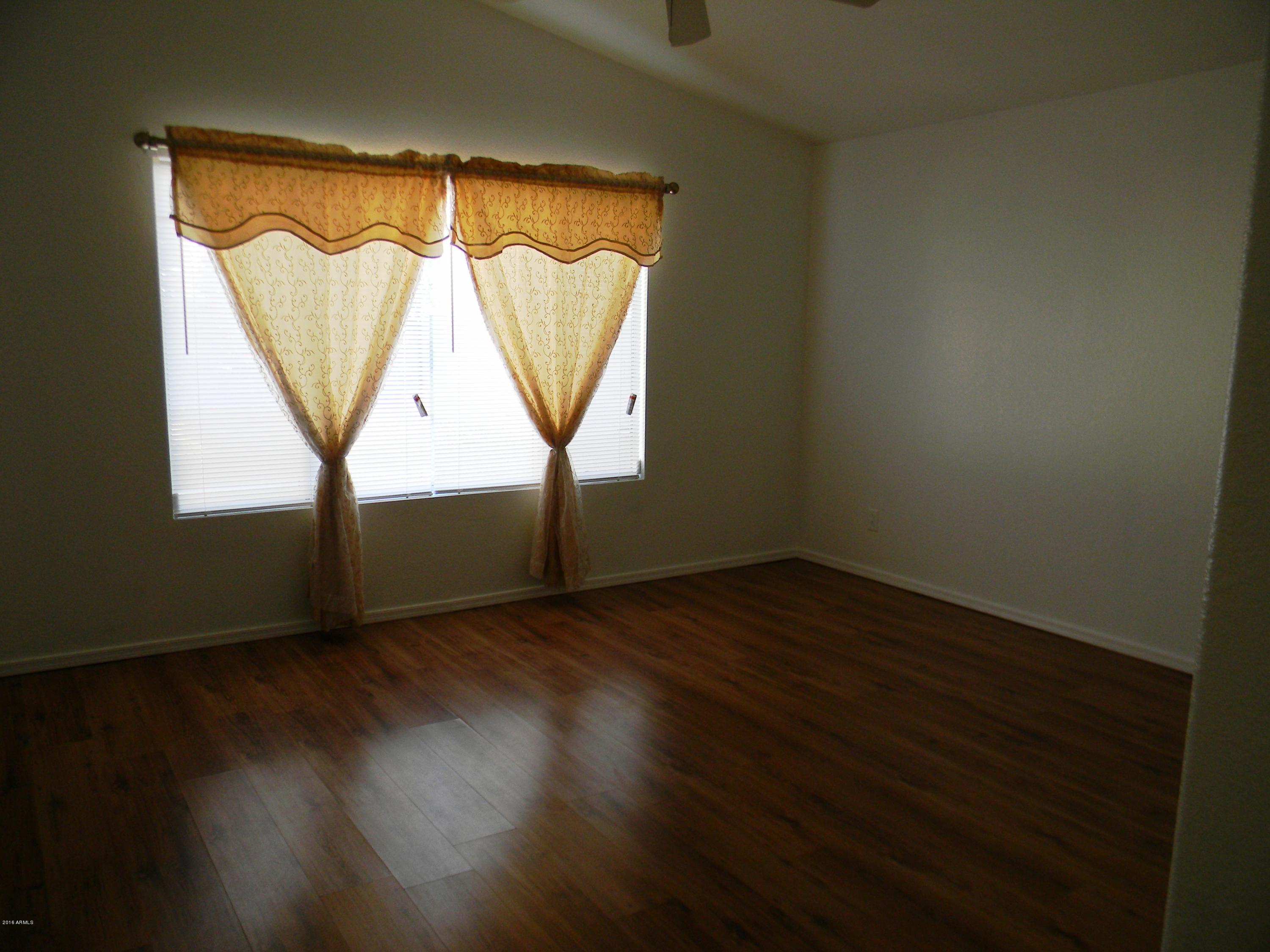 8332 West Bloomfield Road Peoria, AZ 85381 - Photo 8 of 15 MASTER BEDROOM 1
