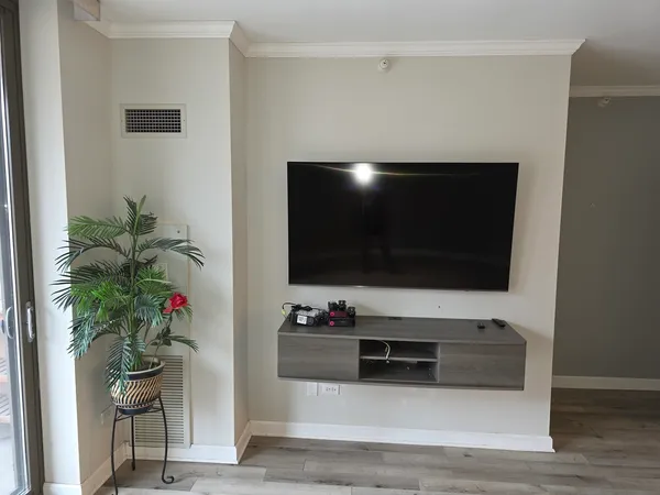 $2,350 | 1101 South State Street, Unit 801, Chicago, IL 60605