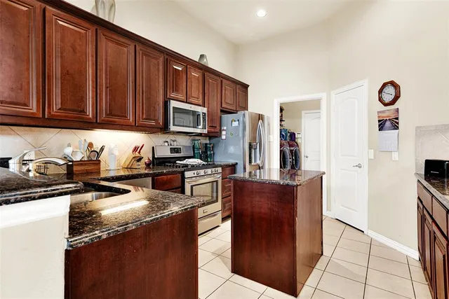 $330,000 | 6614 Eagle Nest Drive, Garland, TX 75044