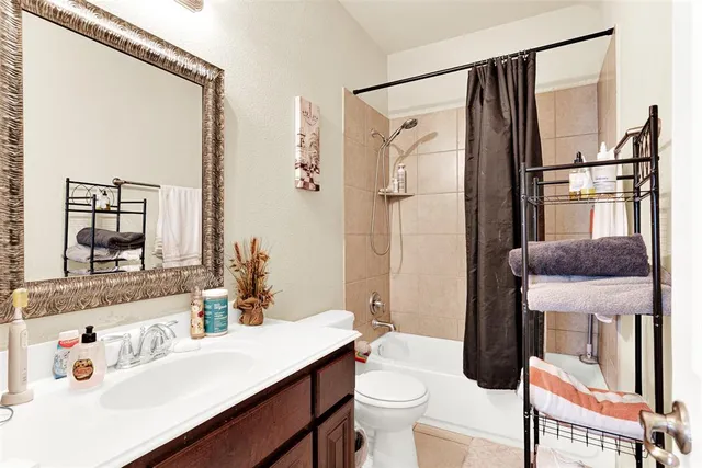 $330,000 | 6614 Eagle Nest Drive, Garland, TX 75044