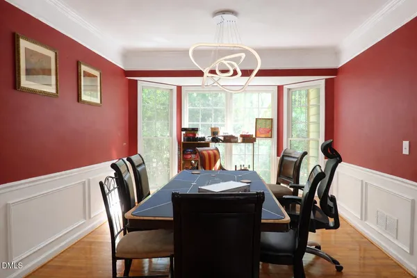 $2,950 | 119 Woodshire Lane, Chapel Hill, NC 27514