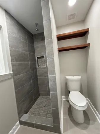 $2,200 | 2706 Wilshire Circle, Pearland, TX 77581