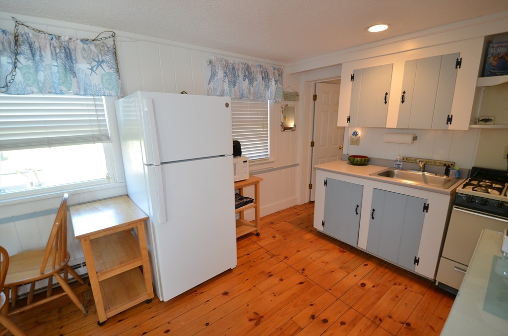 194 Captain Chase Road, Unit 8 Dennis, MA 02639 - Photo 9 of 22