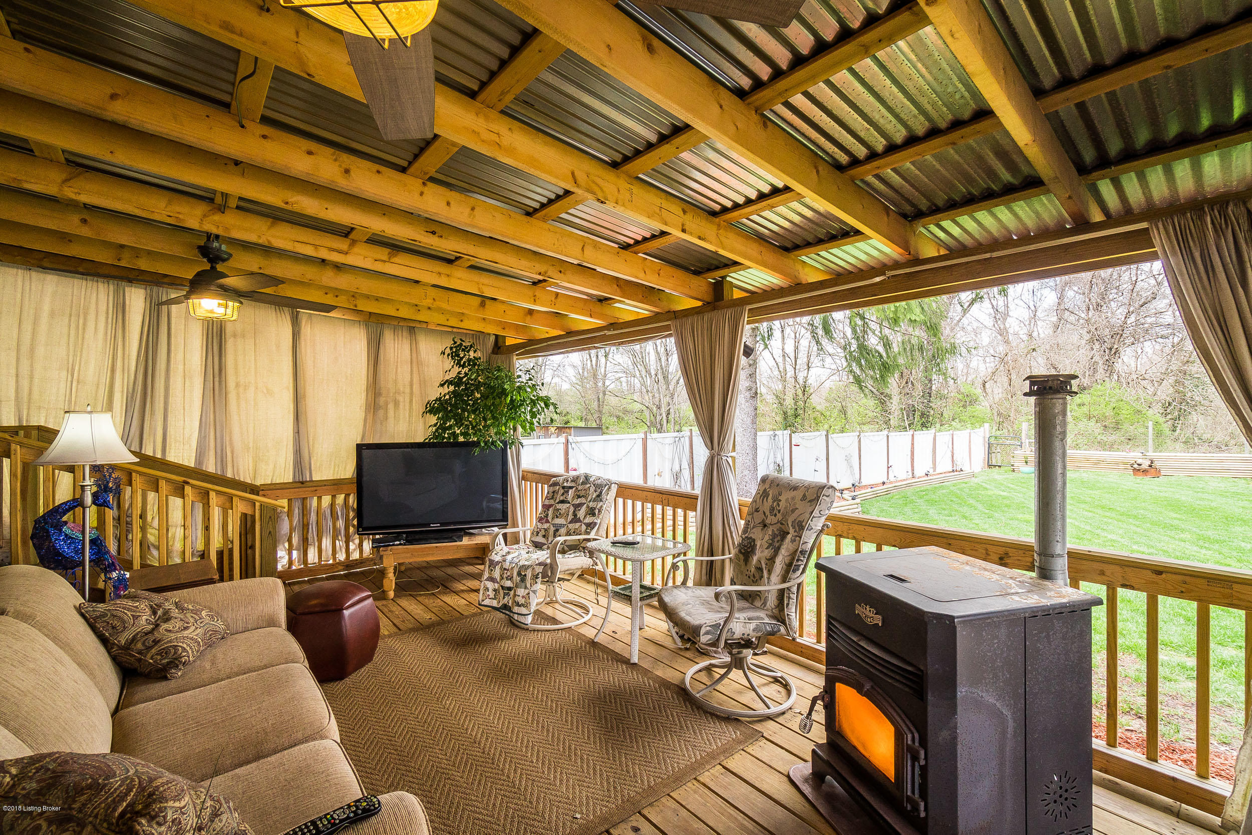 6611 Delton Road Louisville, KY 40258 - Photo 48 of 49 50