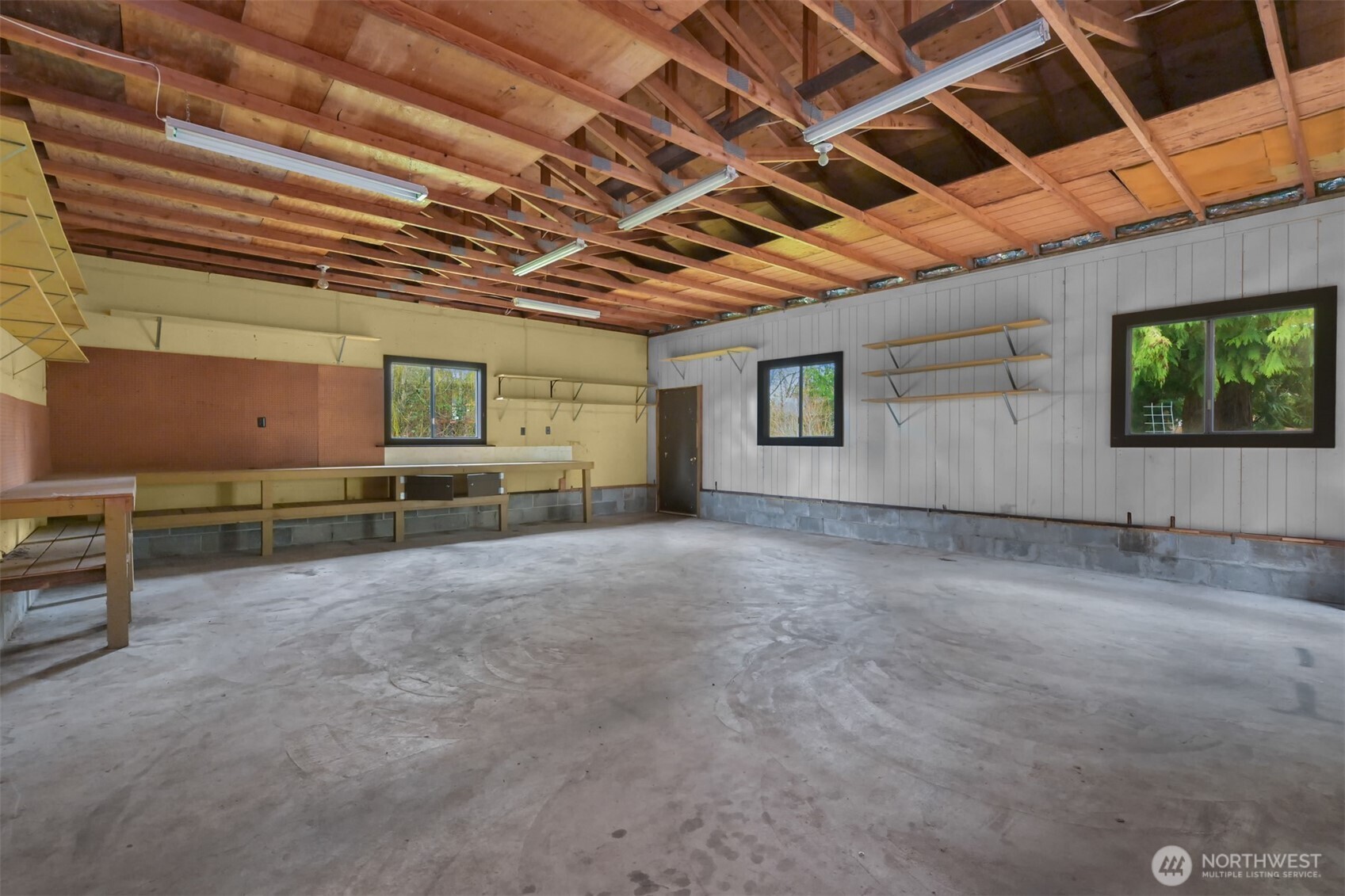 2701 Michigan Street Bellingham, WA 98226 - Photo 38 of 39 a view of an empty room with windows