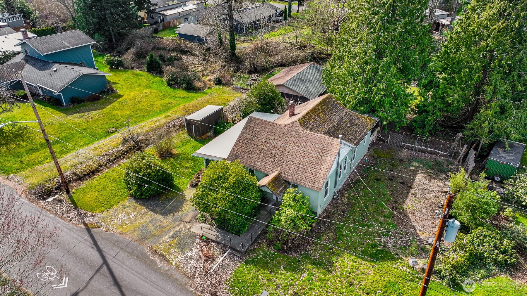 2701 Michigan Street Bellingham, WA 98226 - Photo 4 of 39 an aerial view of a house with a garden