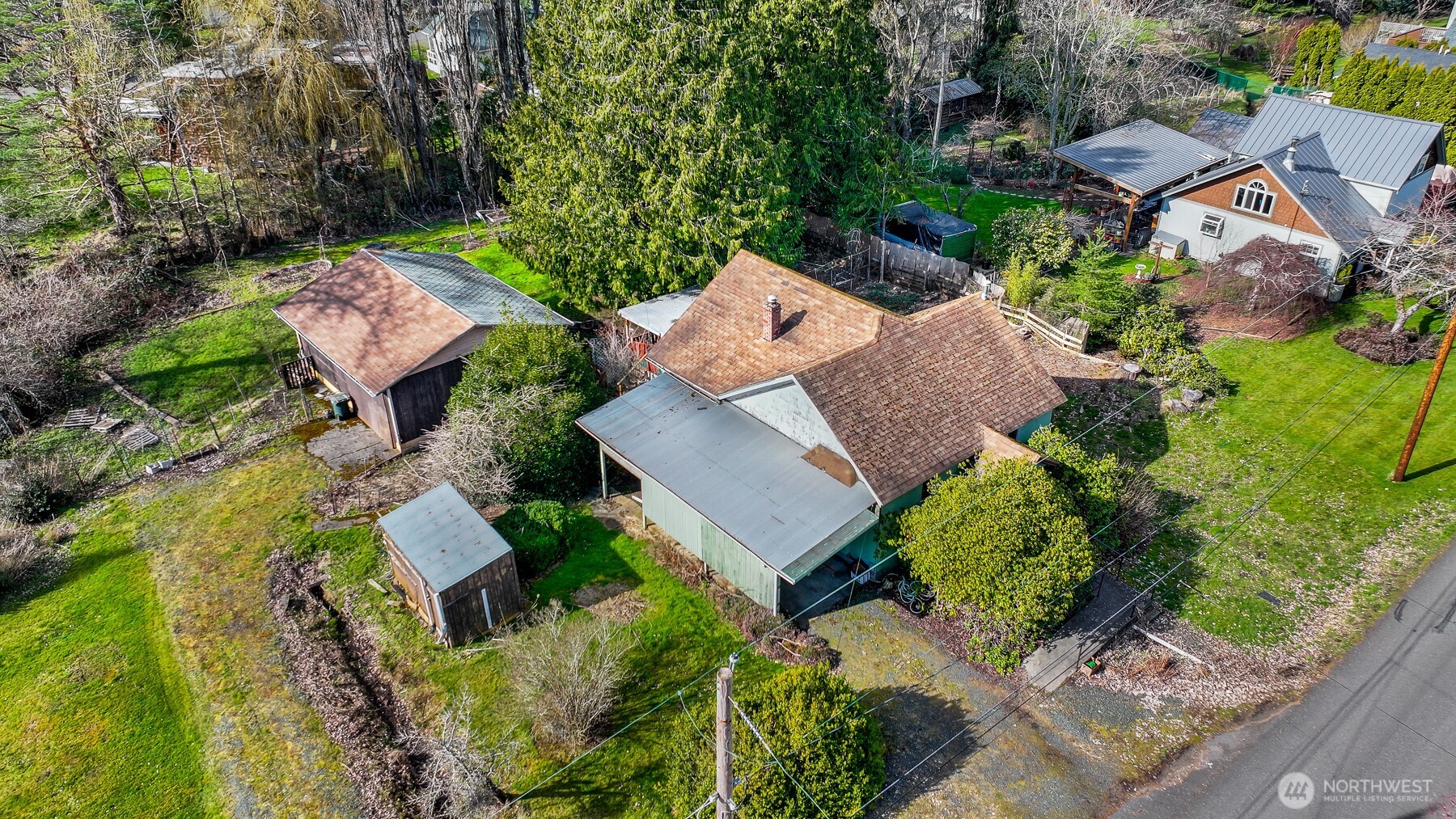 2701 Michigan Street Bellingham, WA 98226 - Photo 5 of 39 an aerial view of a house with a yard