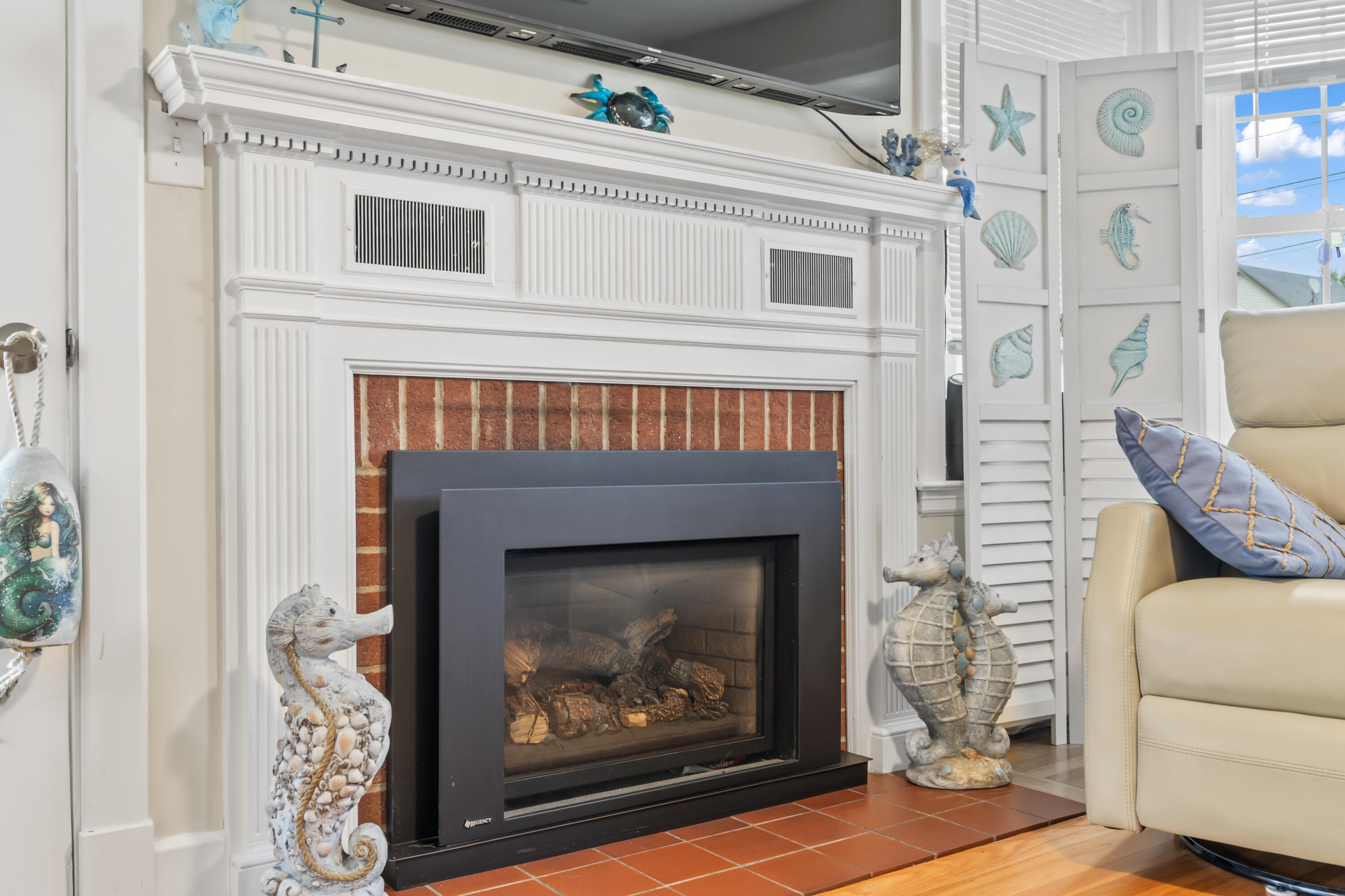 180 Graham Street Biddeford, ME 04005 - Photo 30 of 61 Gas Fireplace