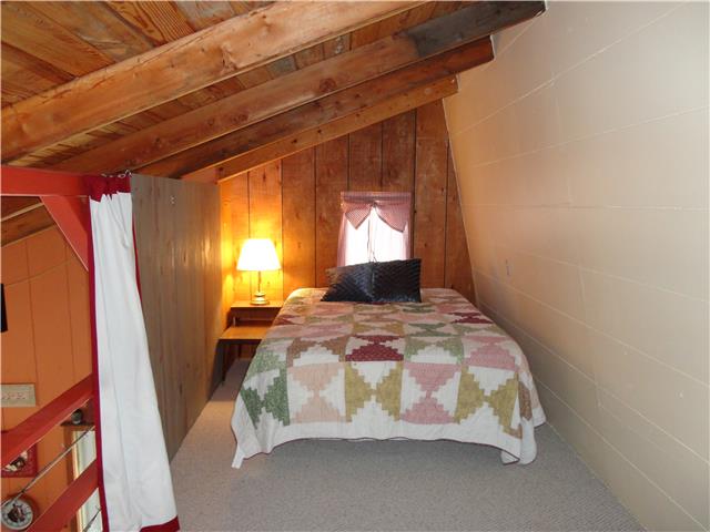 739 Aaron Webb Road Smithville, TN 37166 - Photo 9 of 15 Loft bedroom