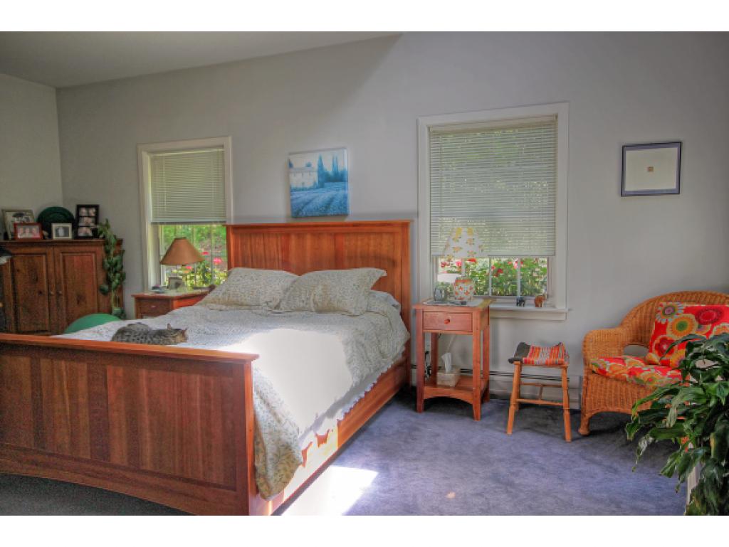 402 Valley View Road Waterbury, VT 05677 - Photo 19 of 33 Gallery Image 19