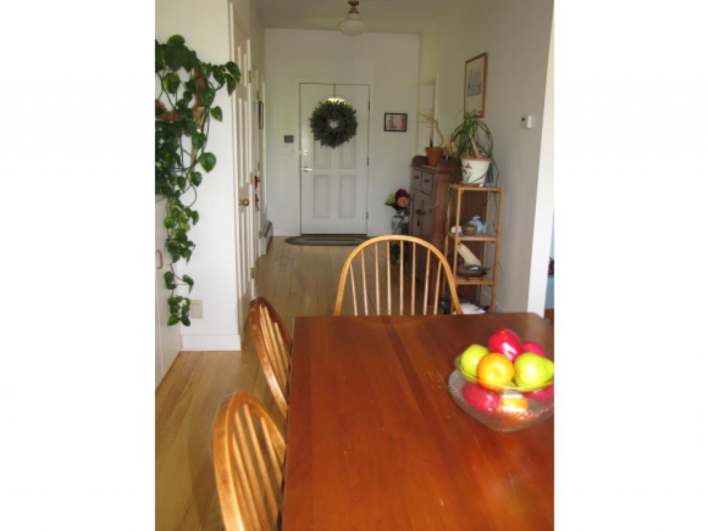 402 Valley View Road Waterbury, VT 05677 - Photo 8 of 33 Gallery Image 8