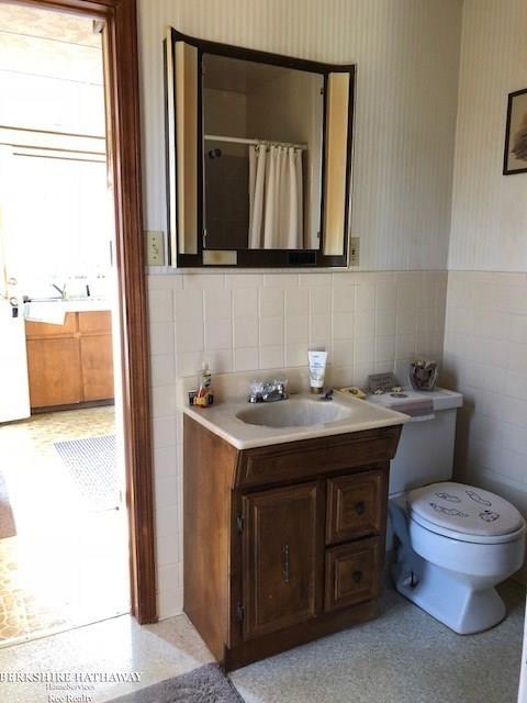 75200 McFadden Road Armada, MI 48005 - Photo 9 of 17 31365653-8.JPG