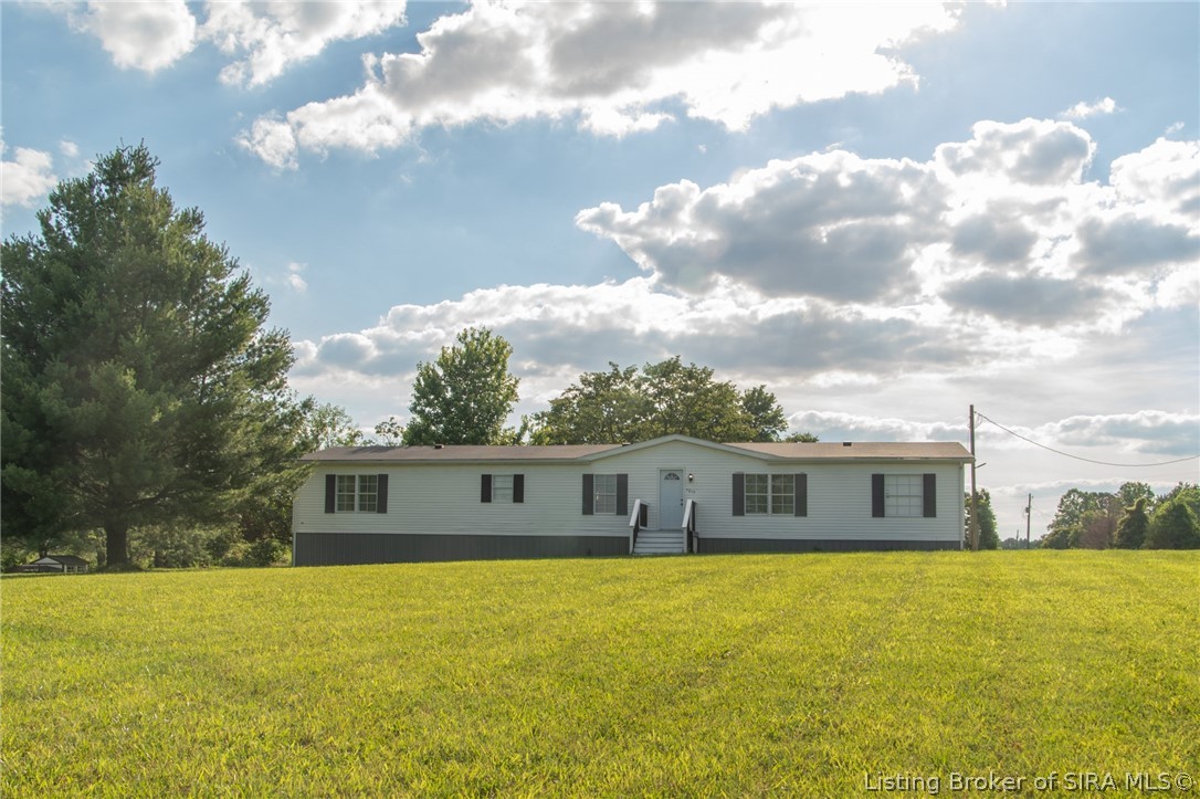 4215 Albin Ford Road Southeast Elizabeth, IN 47117 - Photo 2 of 45