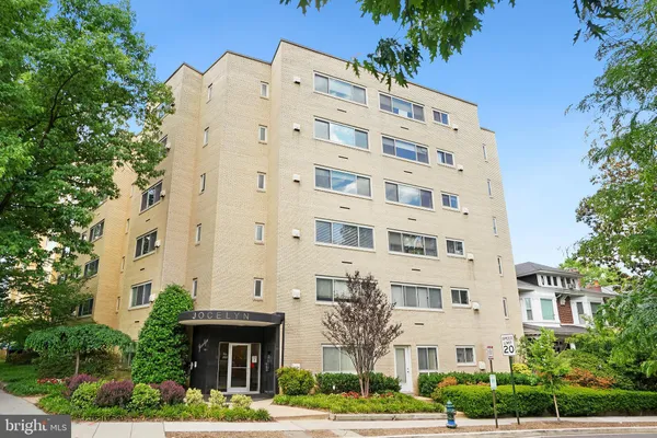 $249,000 | 5315 Connecticut Avenue Northwest, Unit 102, Washington, DC 20015