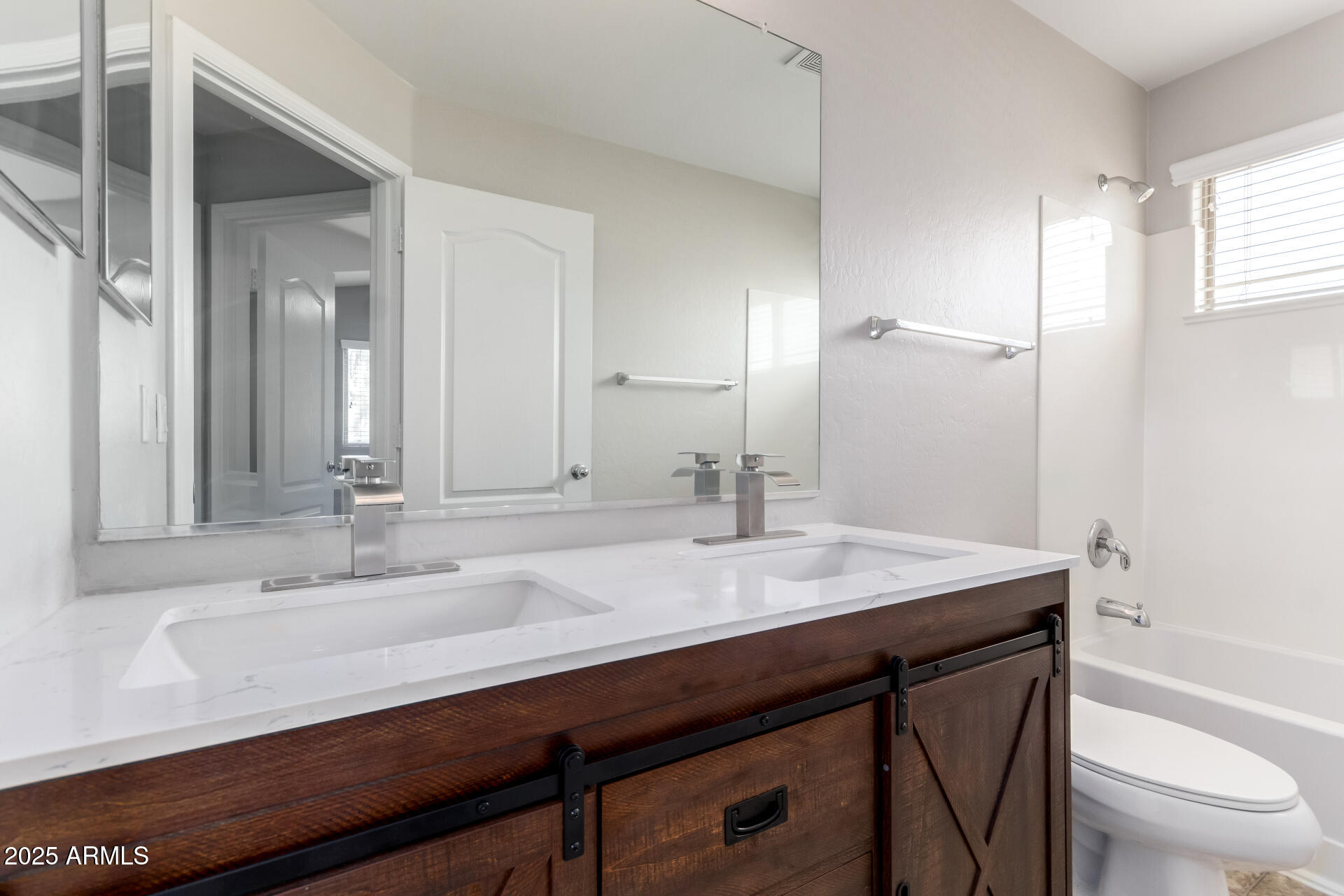 44865 West Woody Road Maricopa, AZ 85139 - Photo 23 of 36 23 Bathroom 2